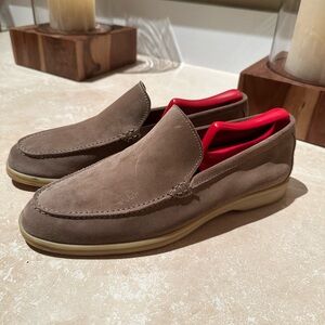 Loro Piana Summer Walk size 42